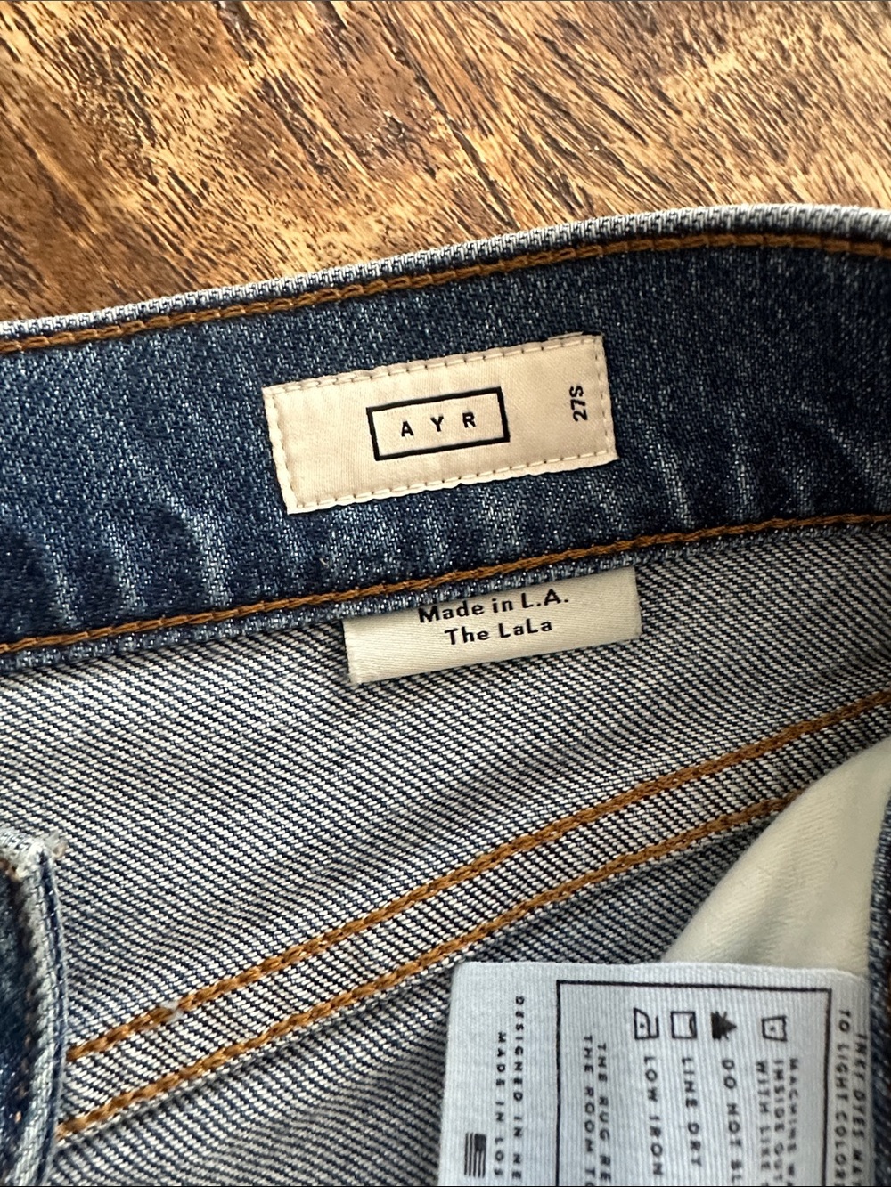 AYR Lala, 27s Straight-Leg Blue Jeans - Picture 2 of 3